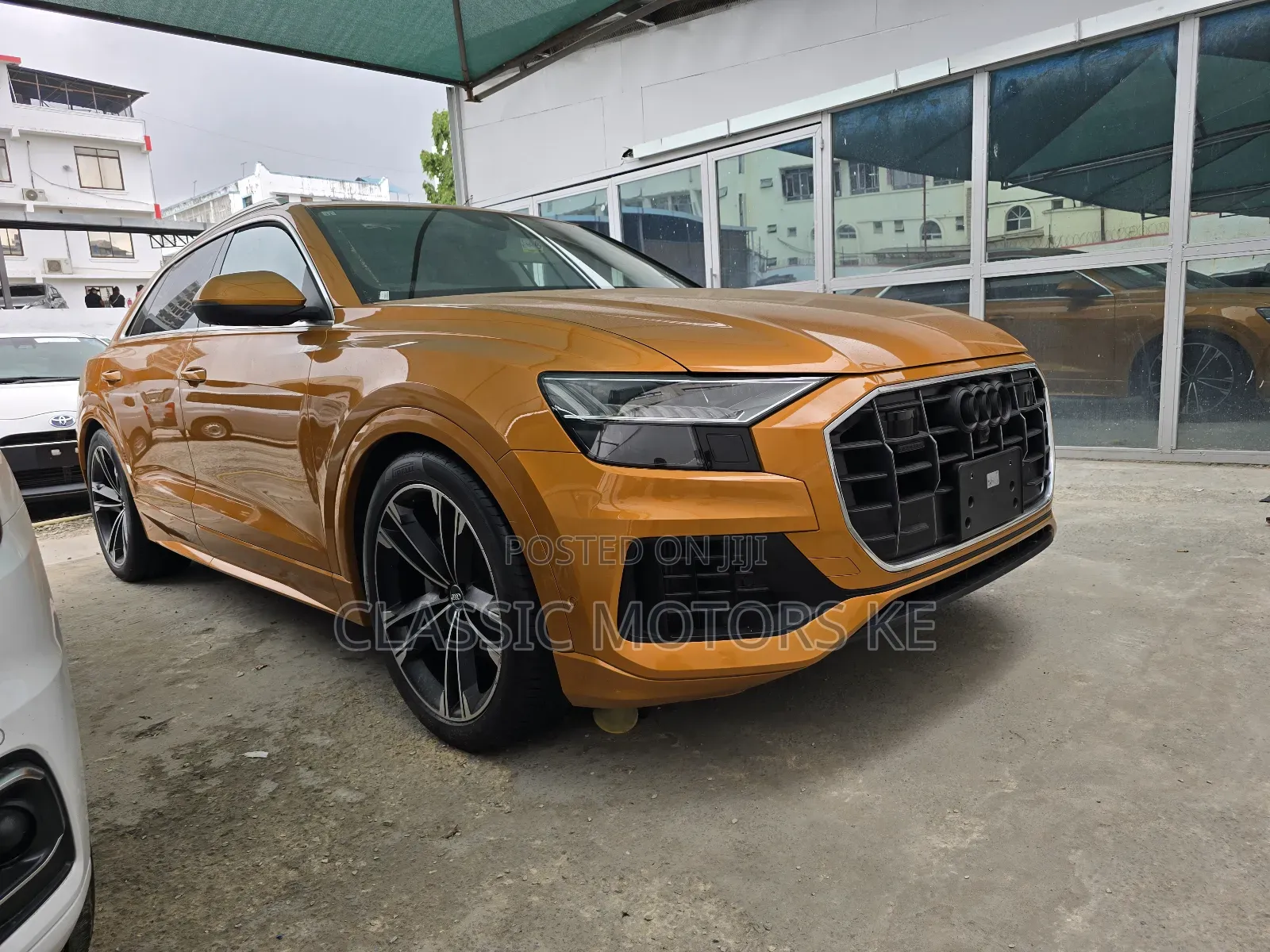 Audi Q8 3.0T Premium AWD quattro 2019 Gold