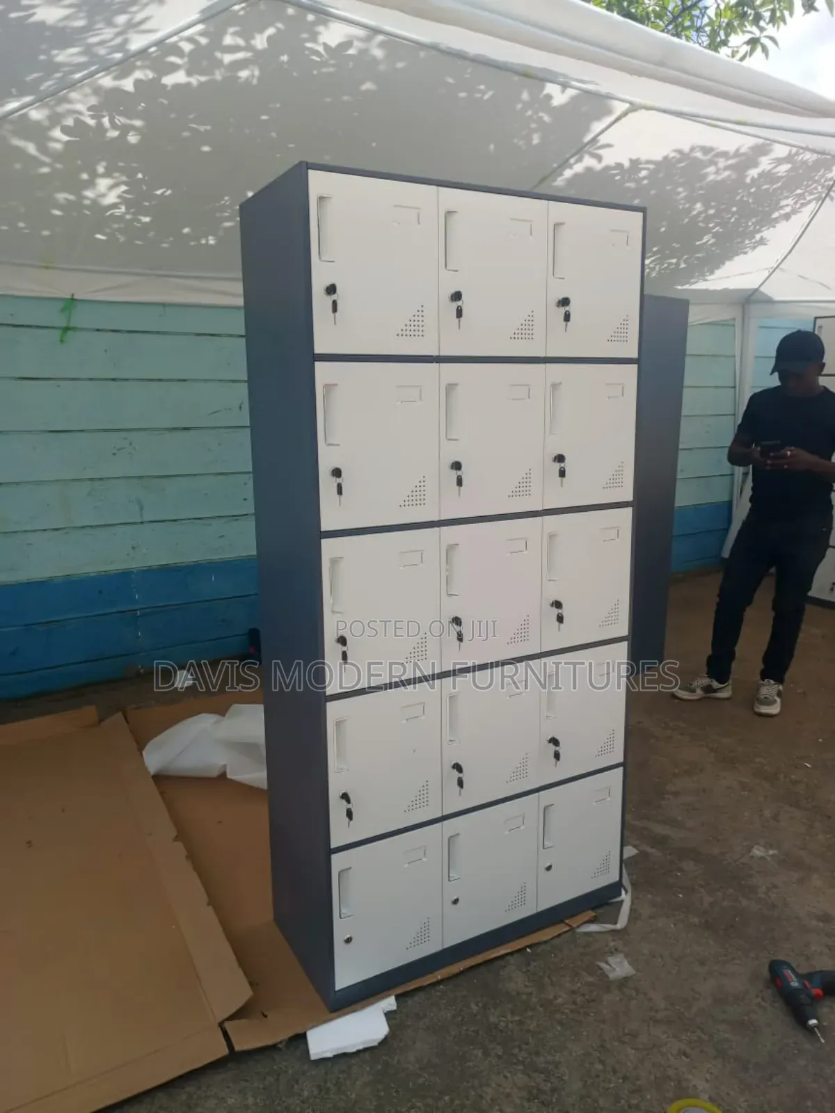Staff Cabinet 12 Doors