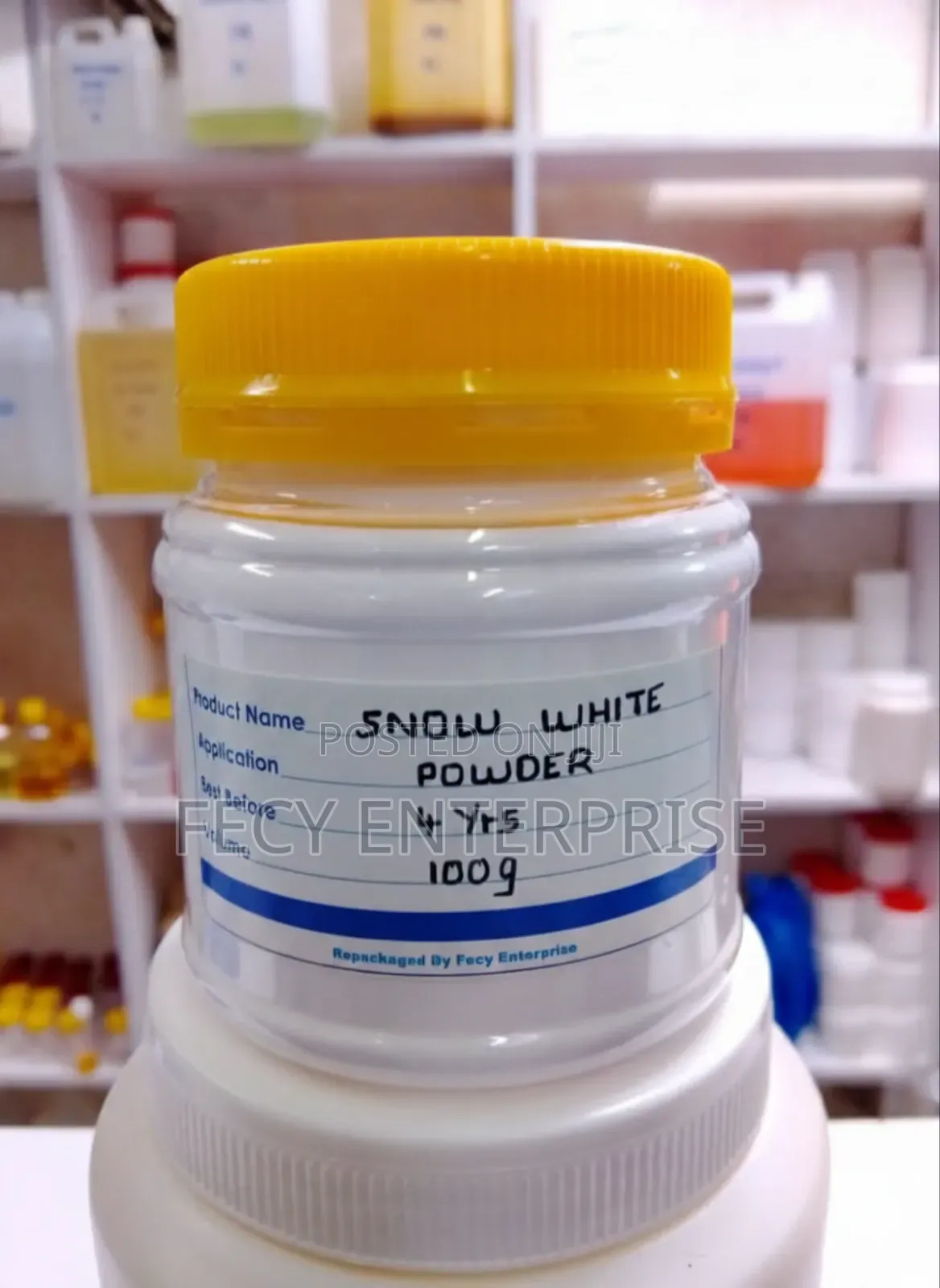 Snow White – 100% Pure Skin Brightening Powder