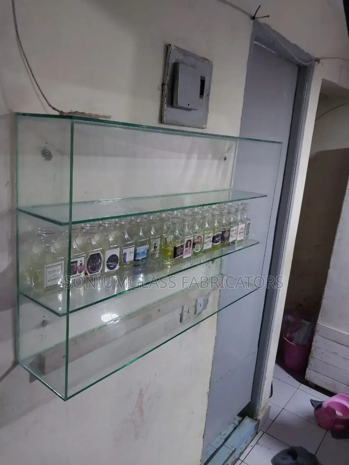Perfume Shelves Glass