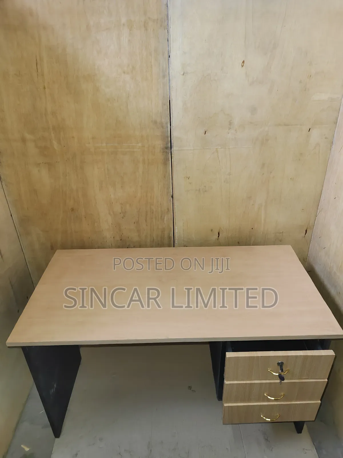 Standard Office Desk