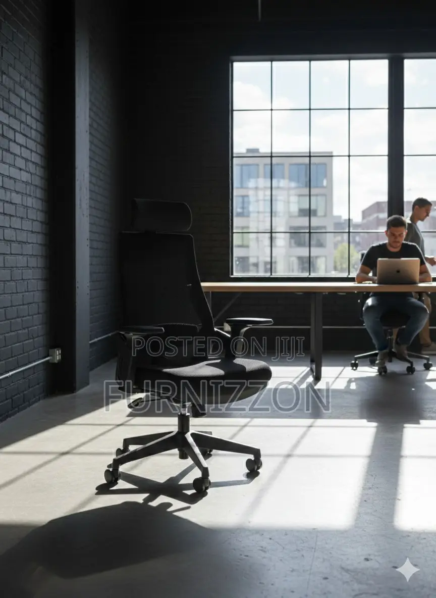 Office Mesh Chair With Swivel and Back Support