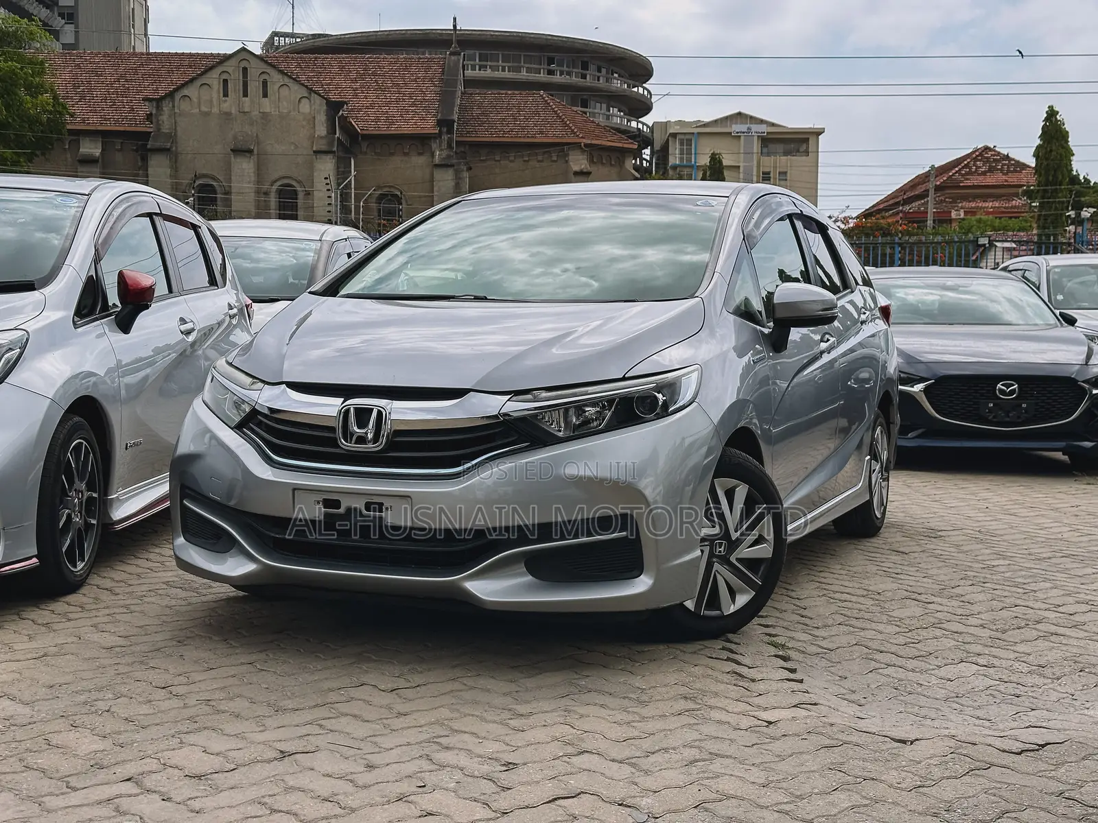 Honda Shuttle 1.5 Hybrid 2WD 2018 Silver