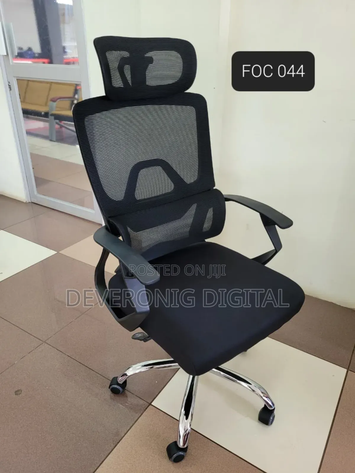 Orthopedic High Back Mesh Office Chair Managerial Office Chair