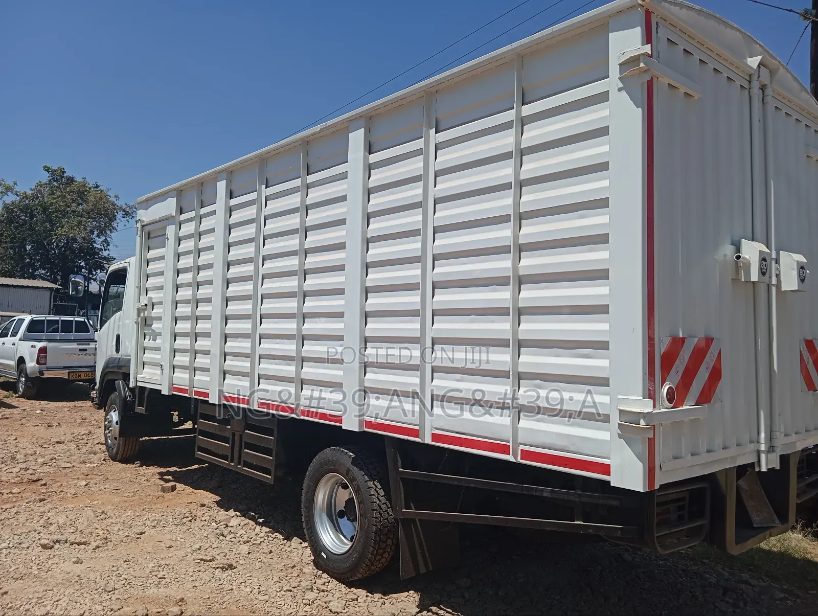 Isuzu FRR Slay Queen Lorry