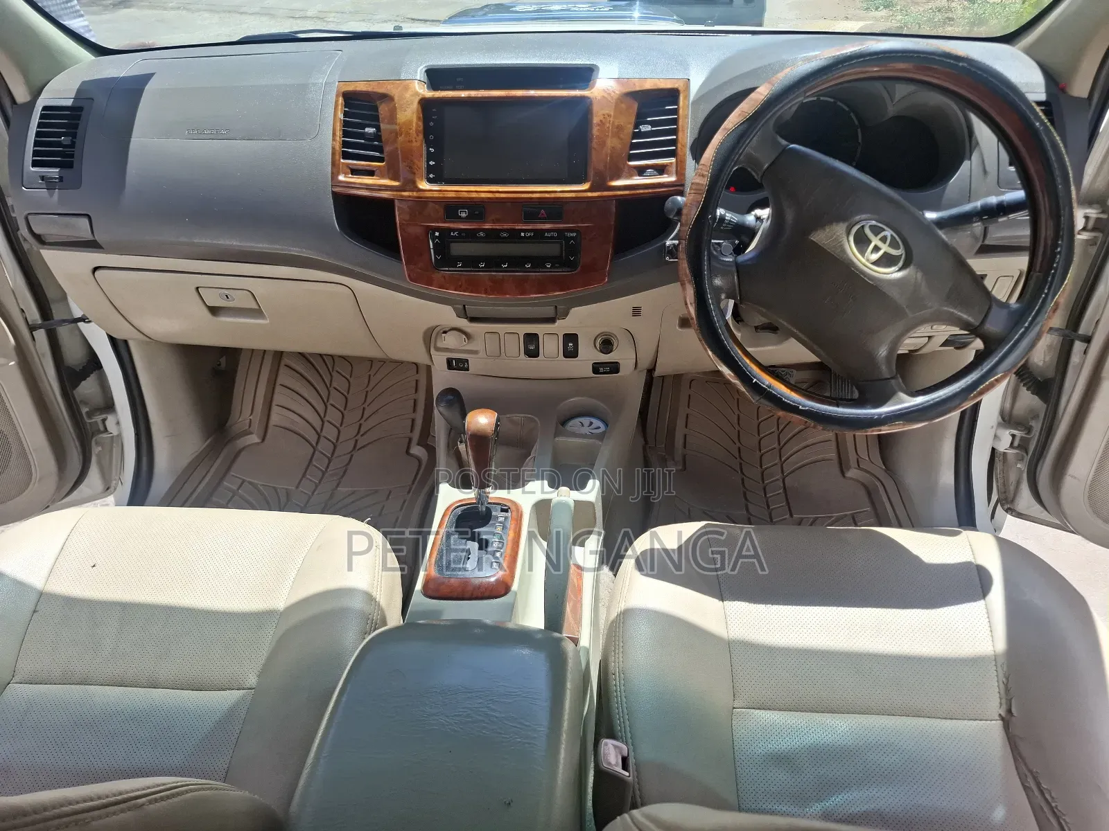 Toyota Hilux 3.0 D-4D 4x4 2012 White