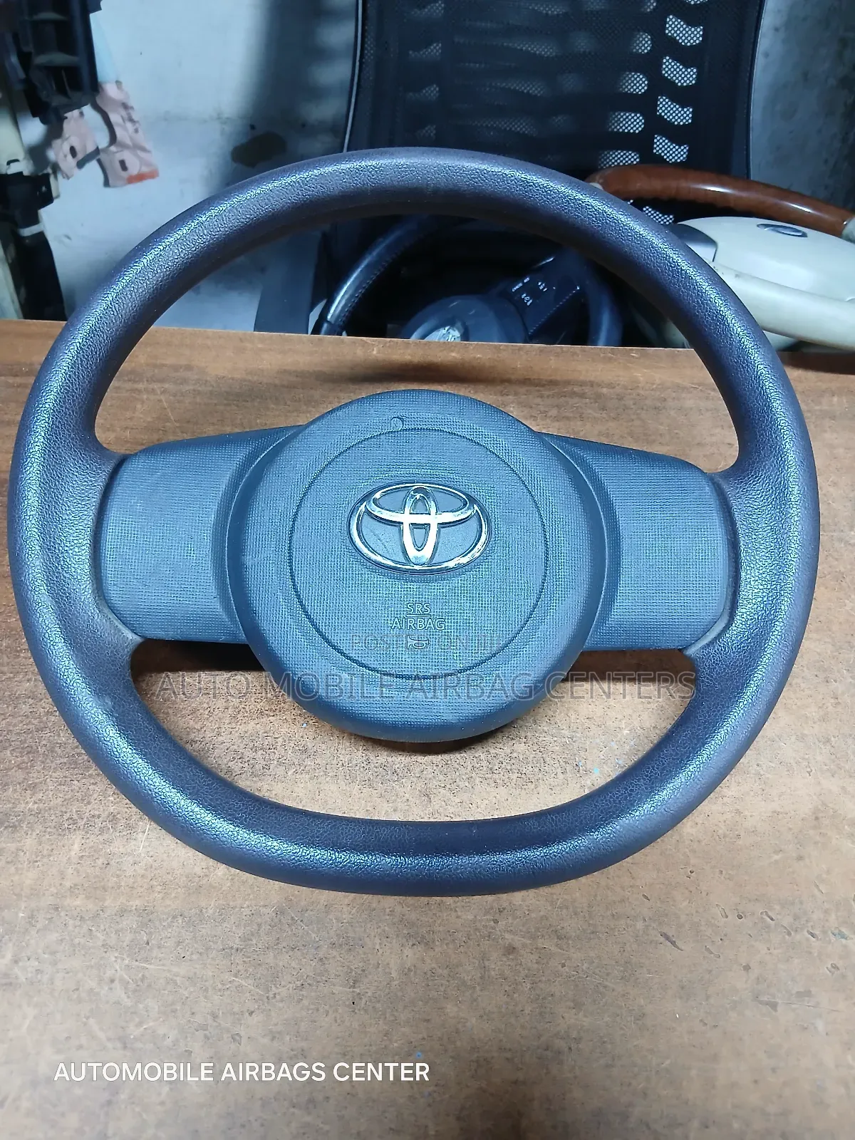 Toyota Spade Steering Airbag