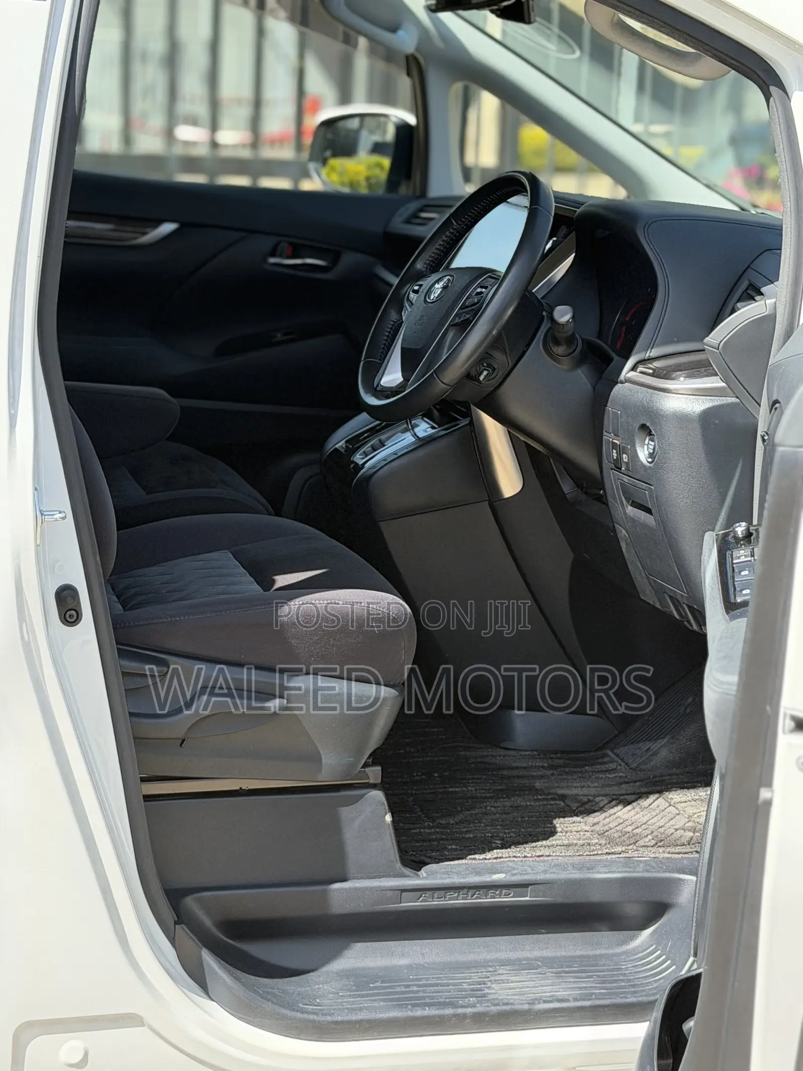 Toyota Alphard 2.5 Petrol FWD 2019