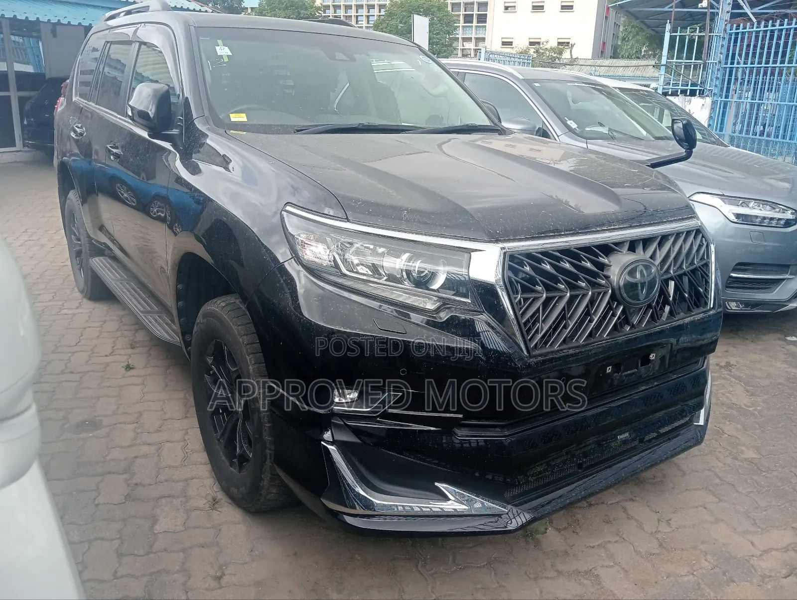 Toyota Land Cruiser Prado 2018 Black