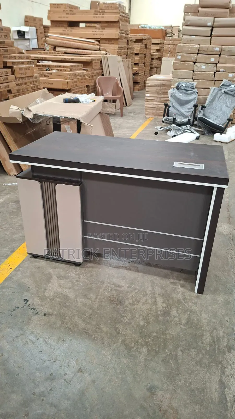 Executive Imported Modern Office Desk 1200mm By 600mm