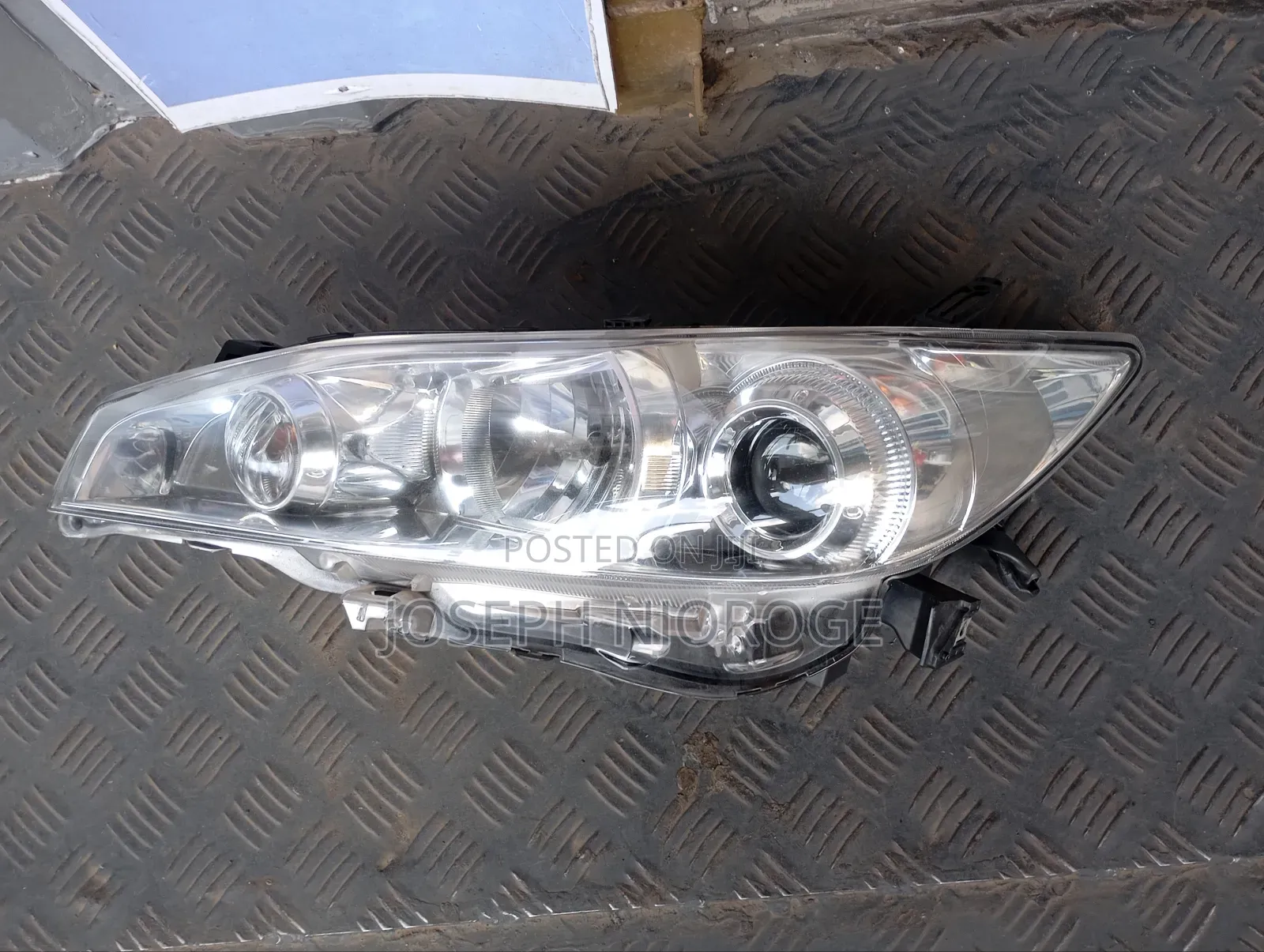 Toyota Wish New Model Headlight Zenon