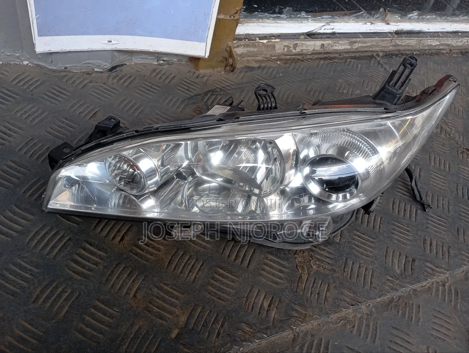 Toyota Wish New Model Headlight Zenon