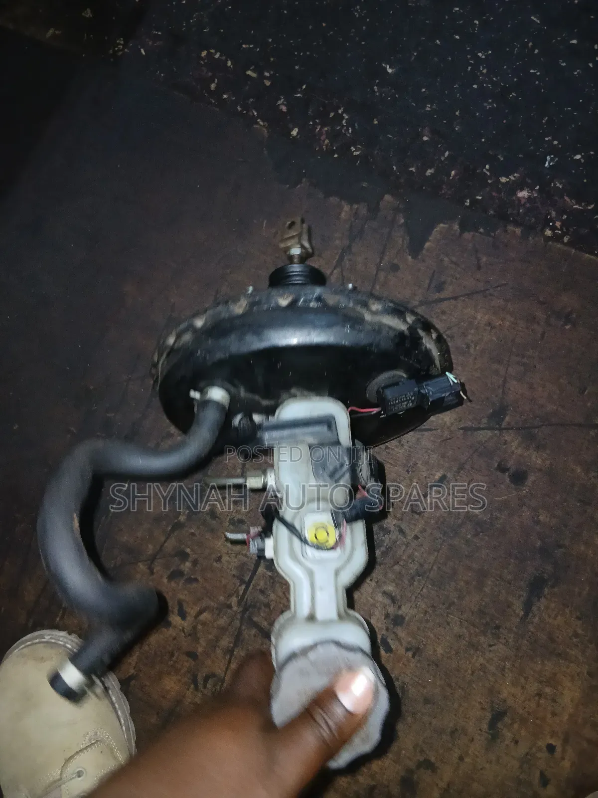 Suzuki Wagon R Brake Booster and Brake Master Cylinder Complete