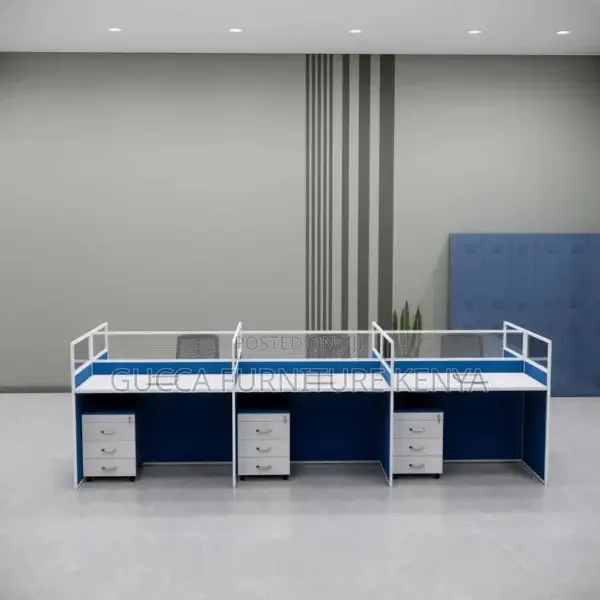 Modern 6-seater Modular Office Workstation
