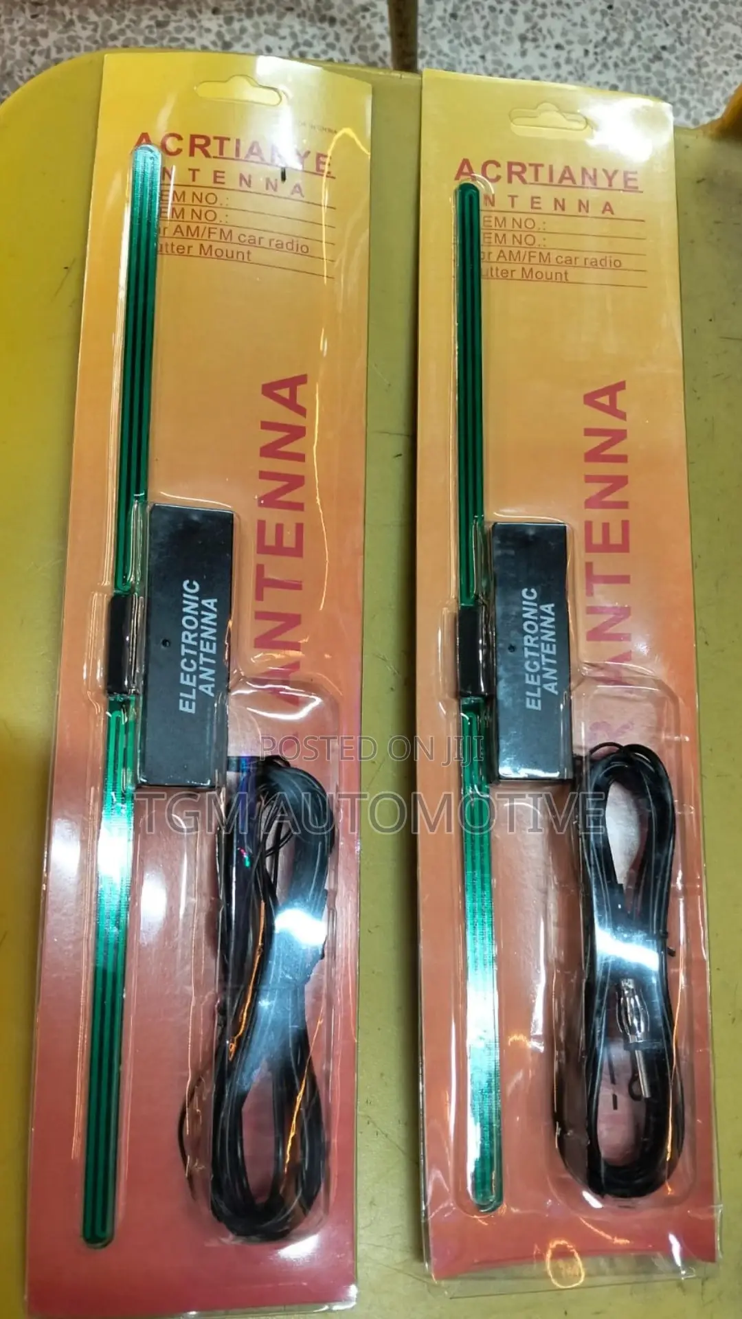 Windscreen Antenna/ Aerial