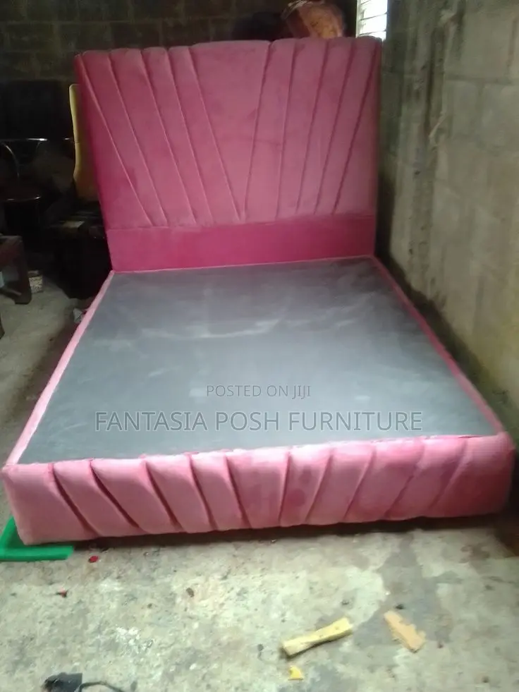 5x6 Pink Sunburst Upholstered Bed