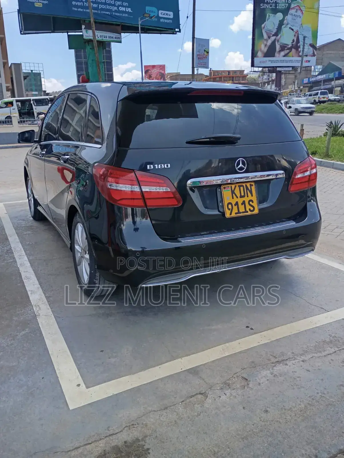 Mercedes-Benz C180 2016 Black