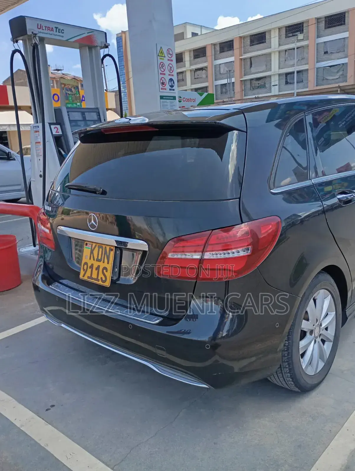 Mercedes-Benz C180 2016 Black