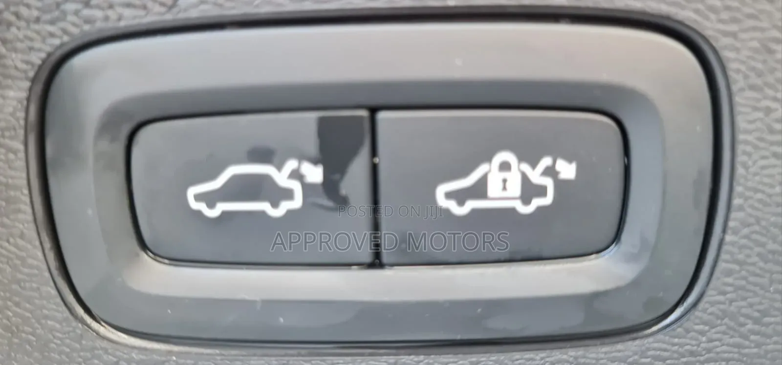 Volvo XC60 2019 Gray