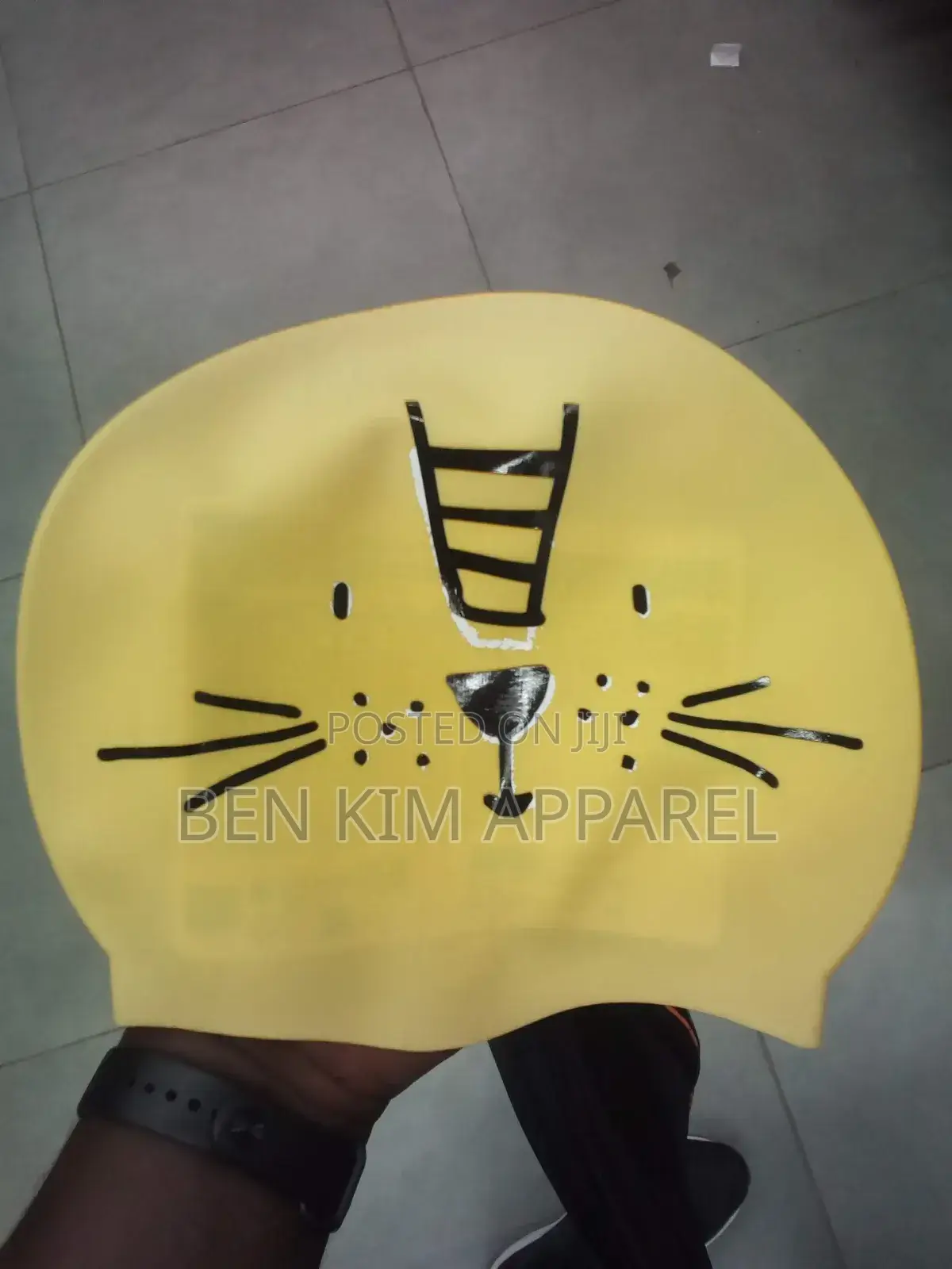 Yellow Elastic Silicone Swimming Cap All Ages Fit.