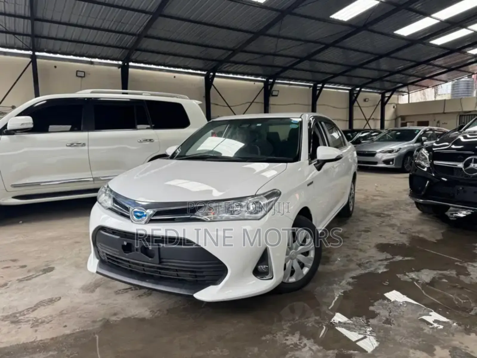 Toyota Axio 1.5 Hybrid 2WD 2018 White