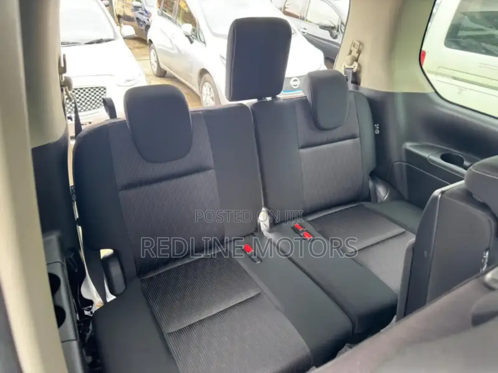 Nissan Serena 2018 White