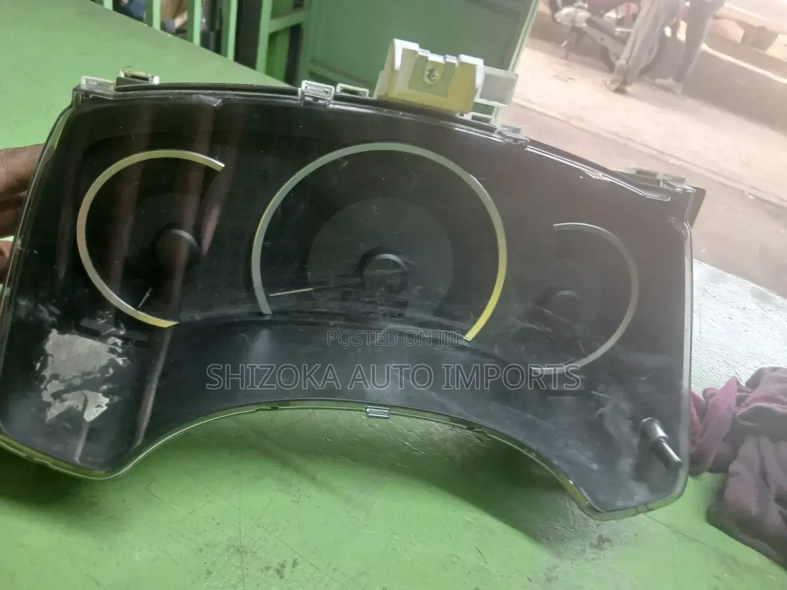 Toyota Isis 2012 Speedometer / Instrument Cluster (Zgm10 / Zgm11)