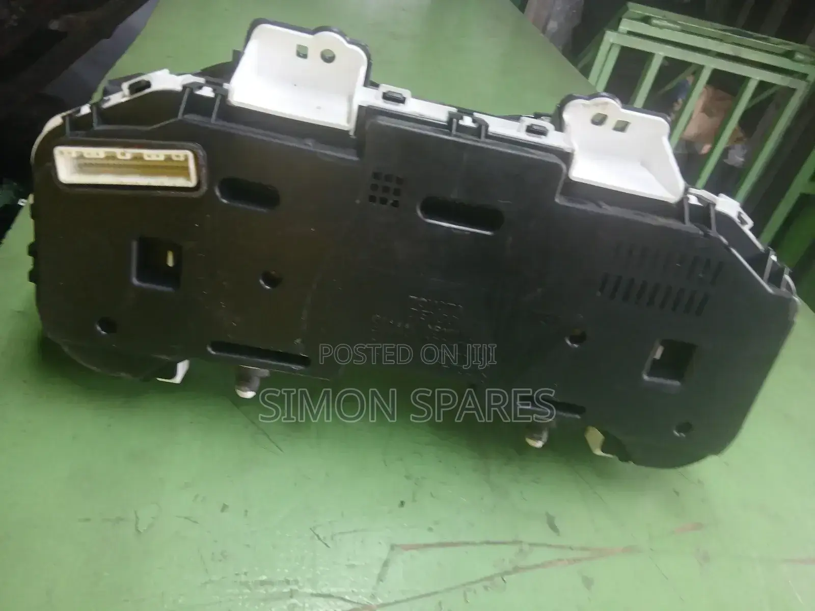 Toyota Corolla Fielder Nze144g Speedometer / Instrument Cluster (Oem)