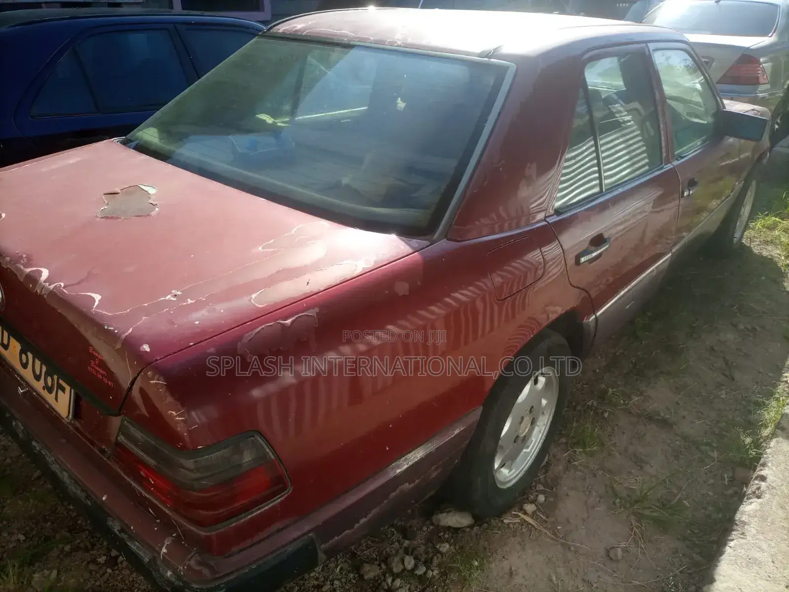 Mercedes-Benz 200E 1991 Maroon