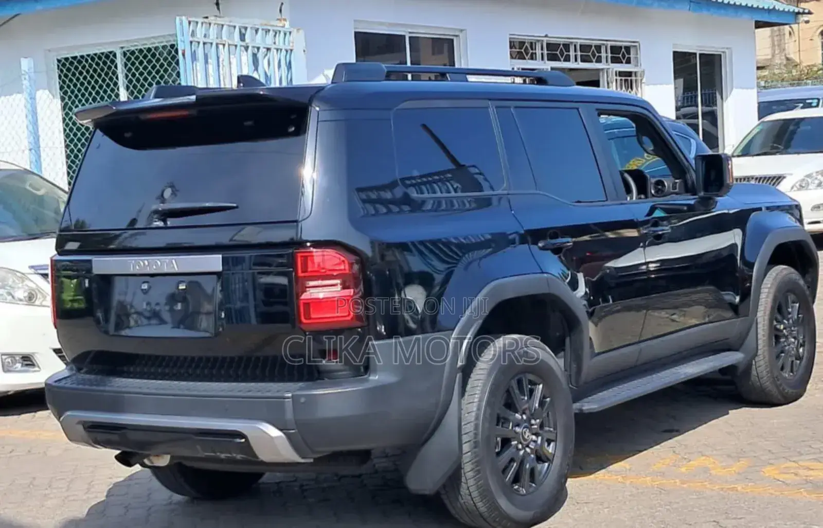 Toyota Land Cruiser Prado 2.7 2024 Black
