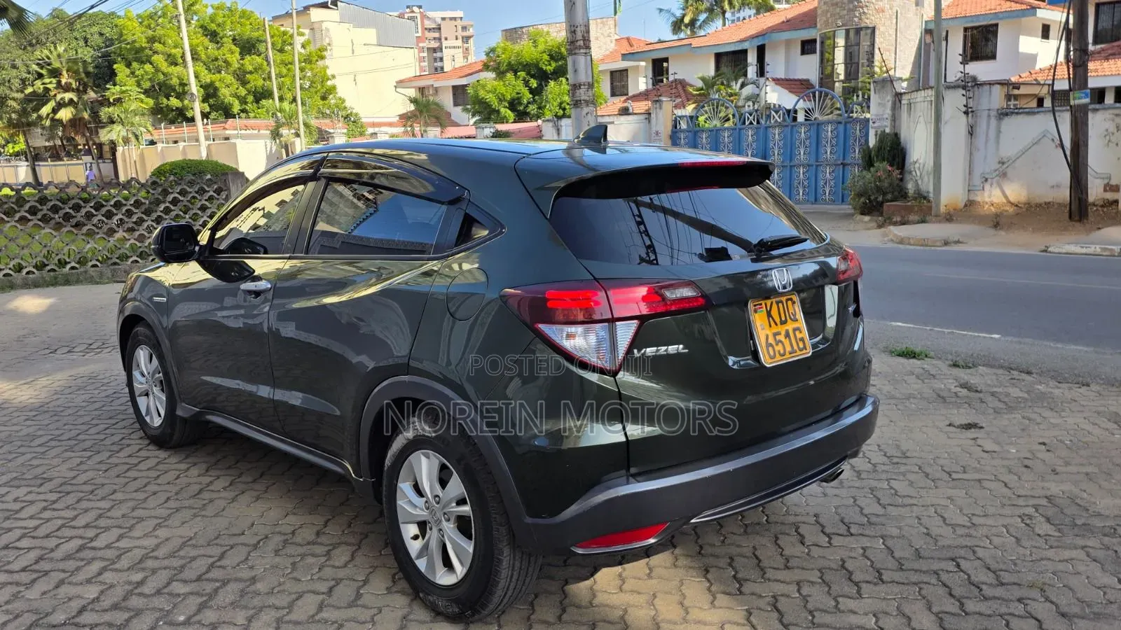 Honda Vezel 2017 Green