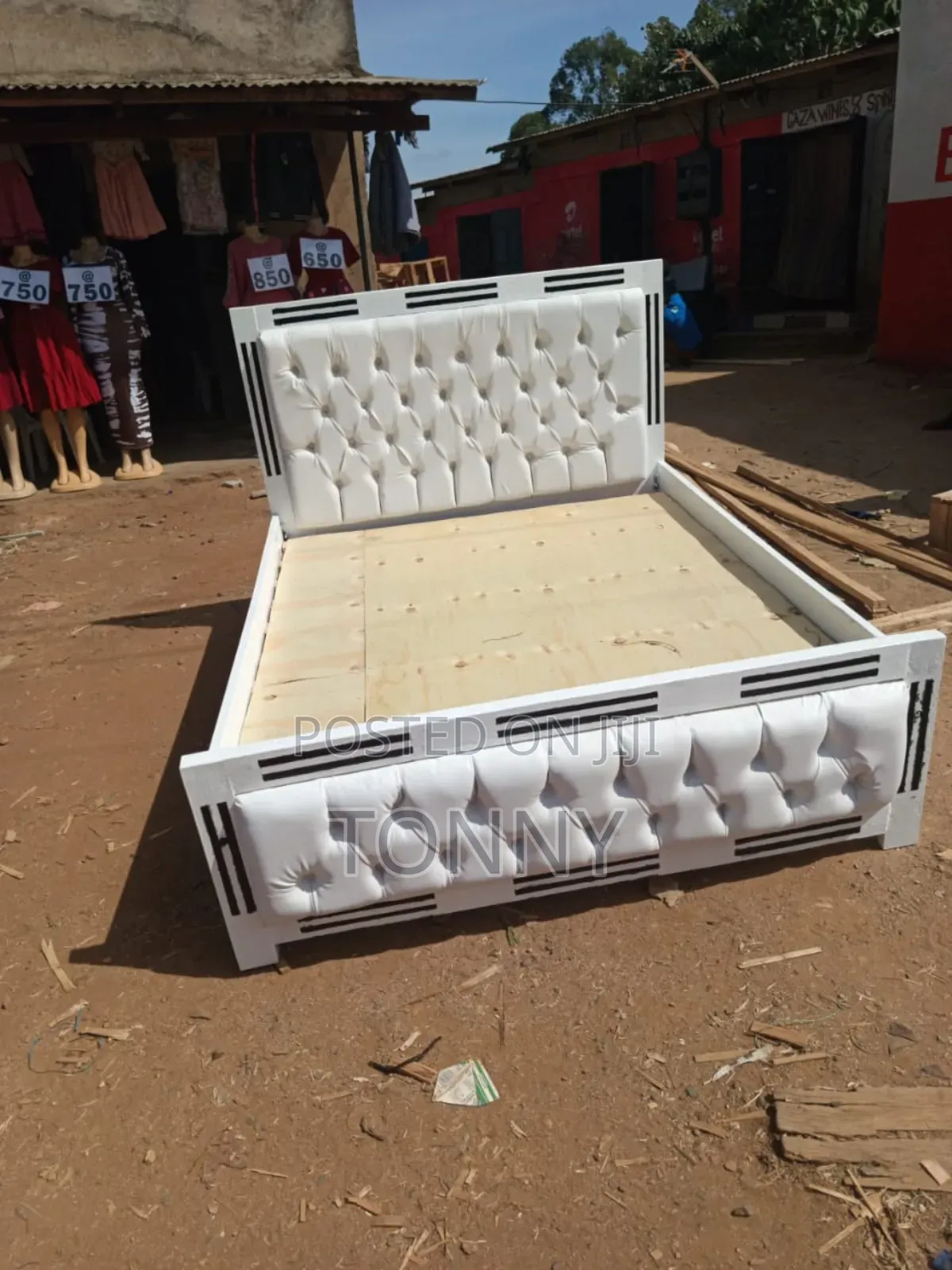 Mocket Bed