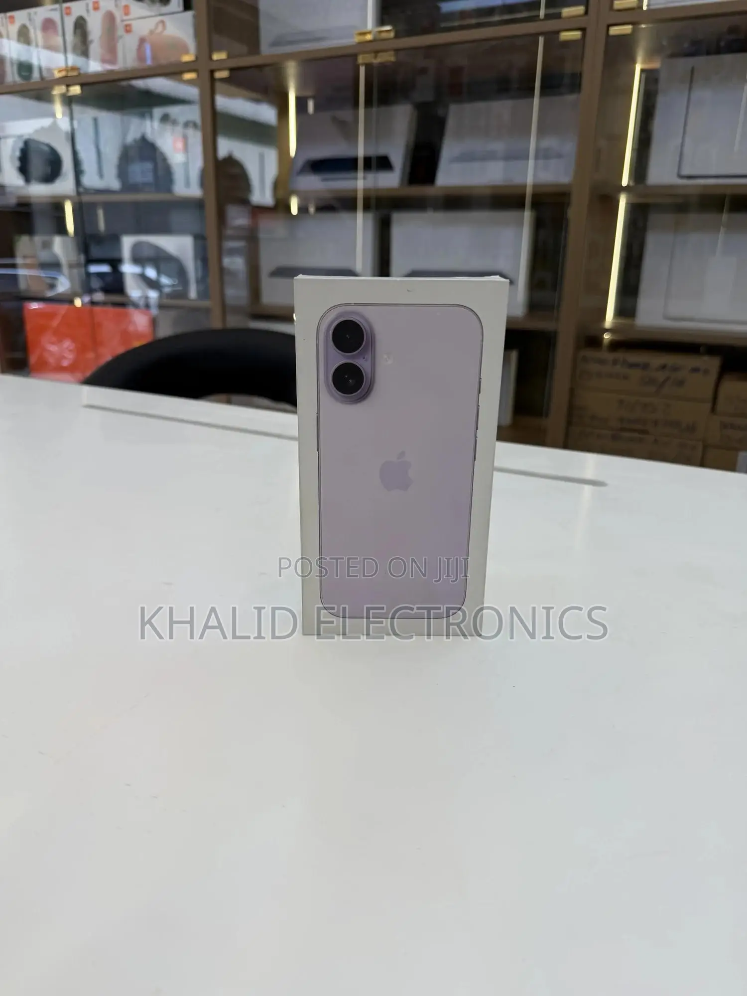 New Apple iPhone 17 256 GB Purple