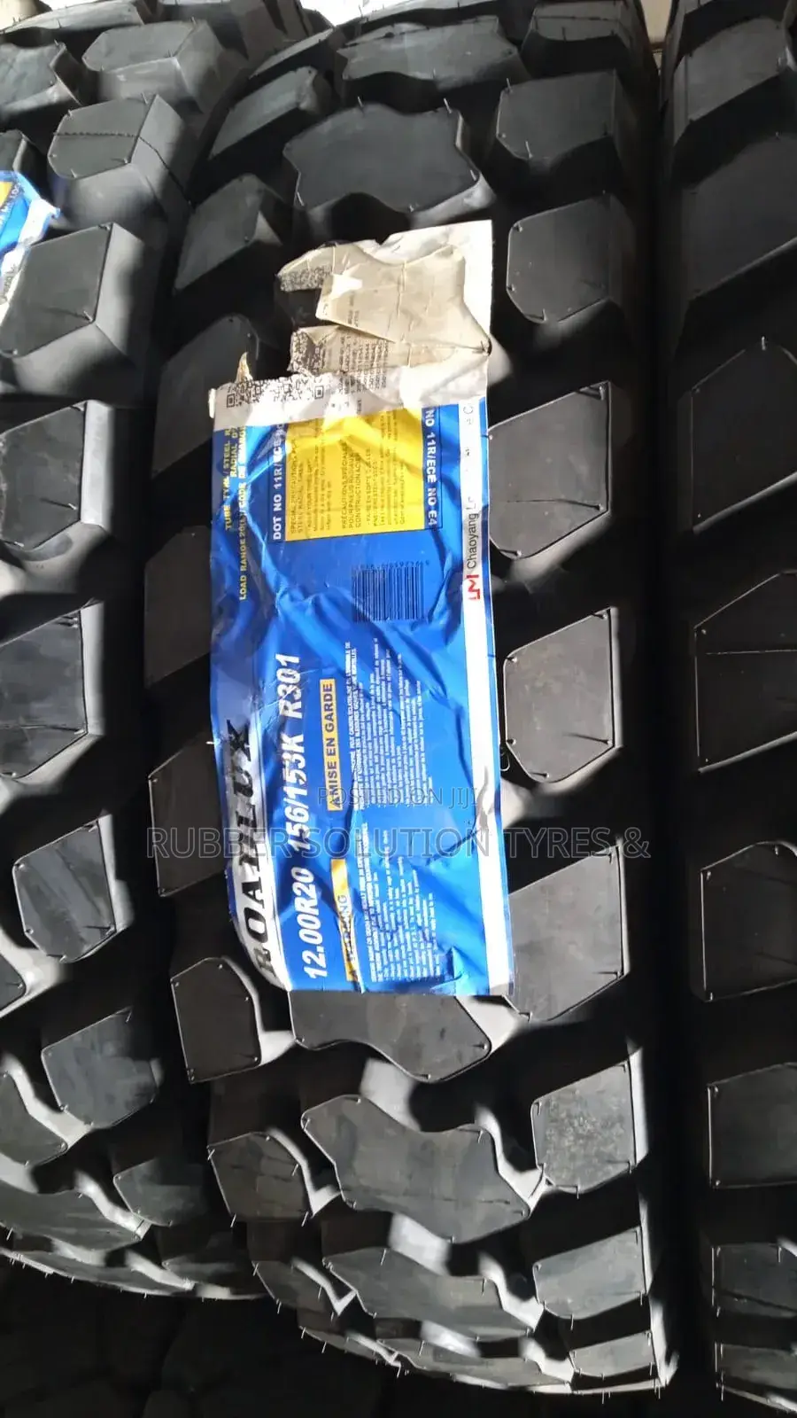 12.00r20 Roadlux. Tires R301