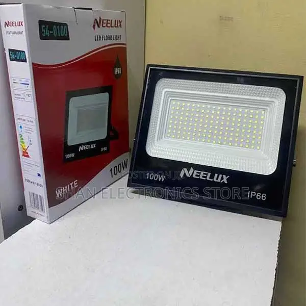 Energy Saving Ip67 Waterproof Outdoor Electric Flood Light With Remote