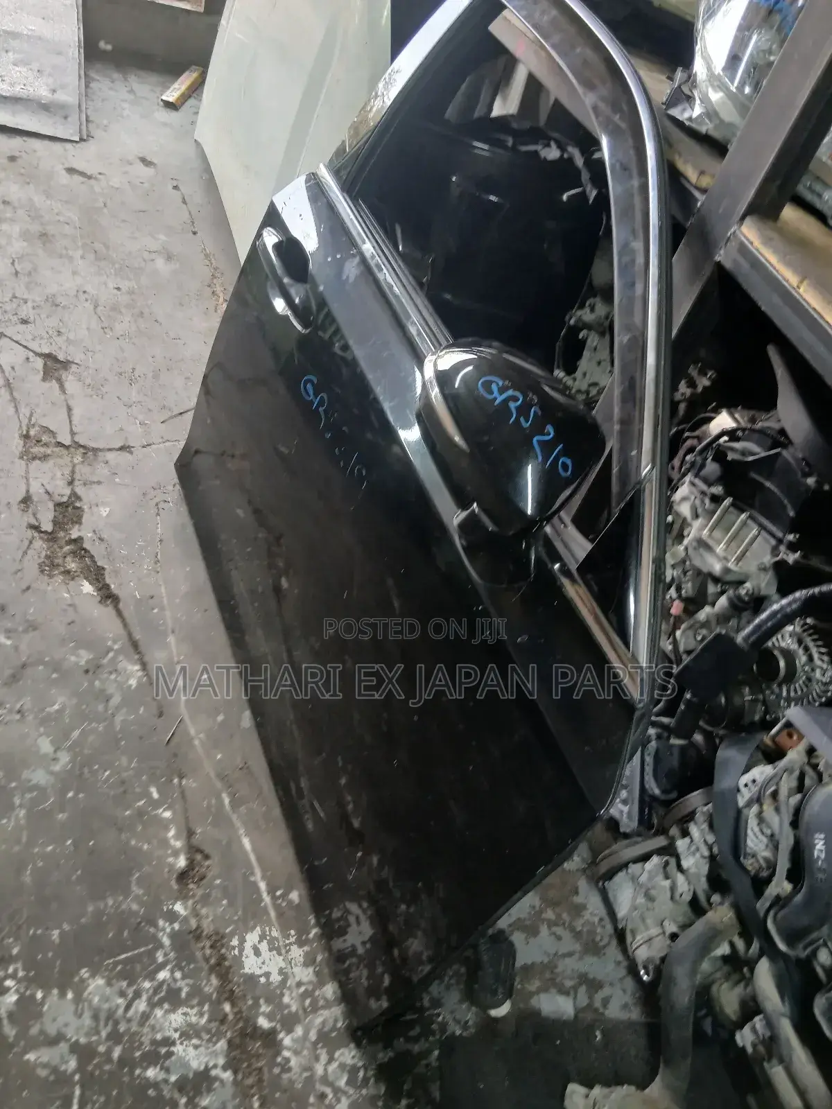 Toyota Crown Athlete Grs210 Driver’S Door + Side Mirror – Ex-Japan