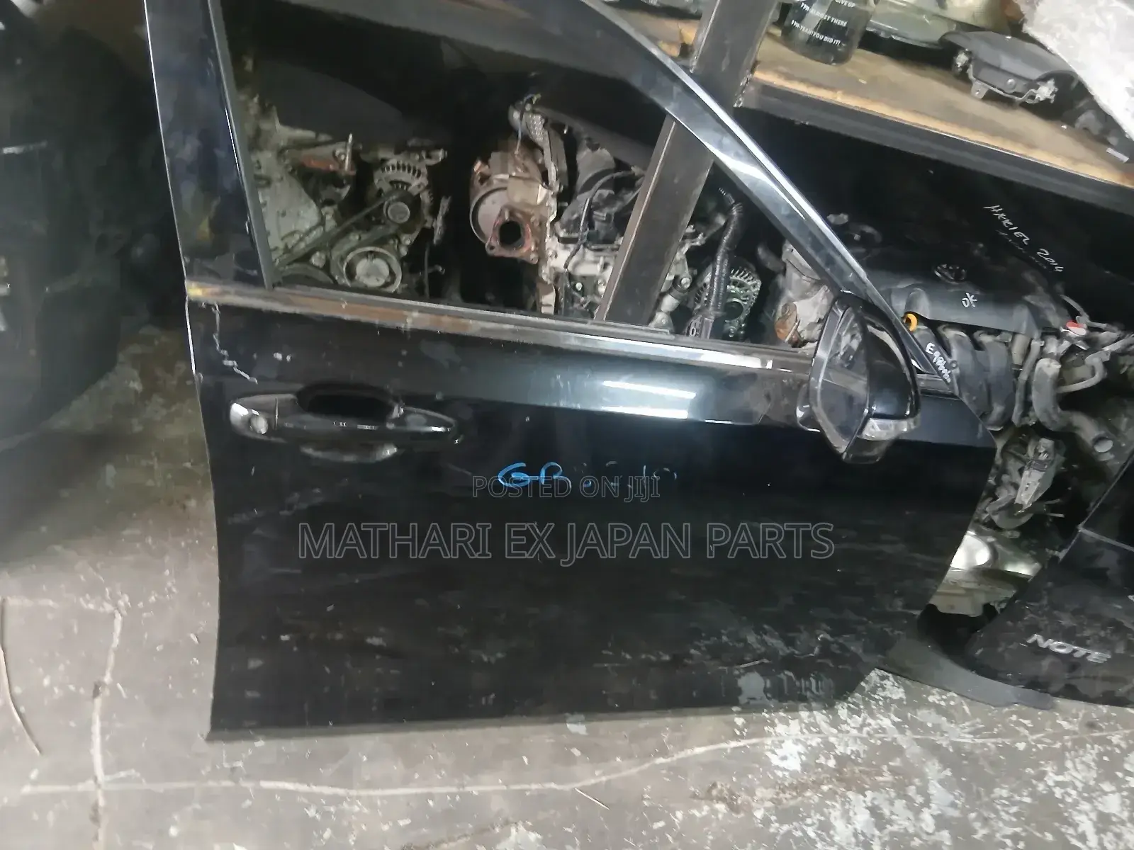 Toyota Crown Athlete Grs210 Driver’S Door + Side Mirror – Ex-Japan