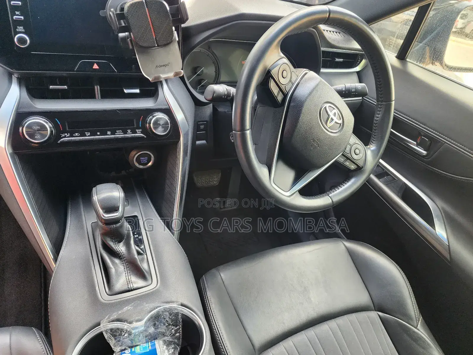 Toyota Harrier 2.0 2020 Black