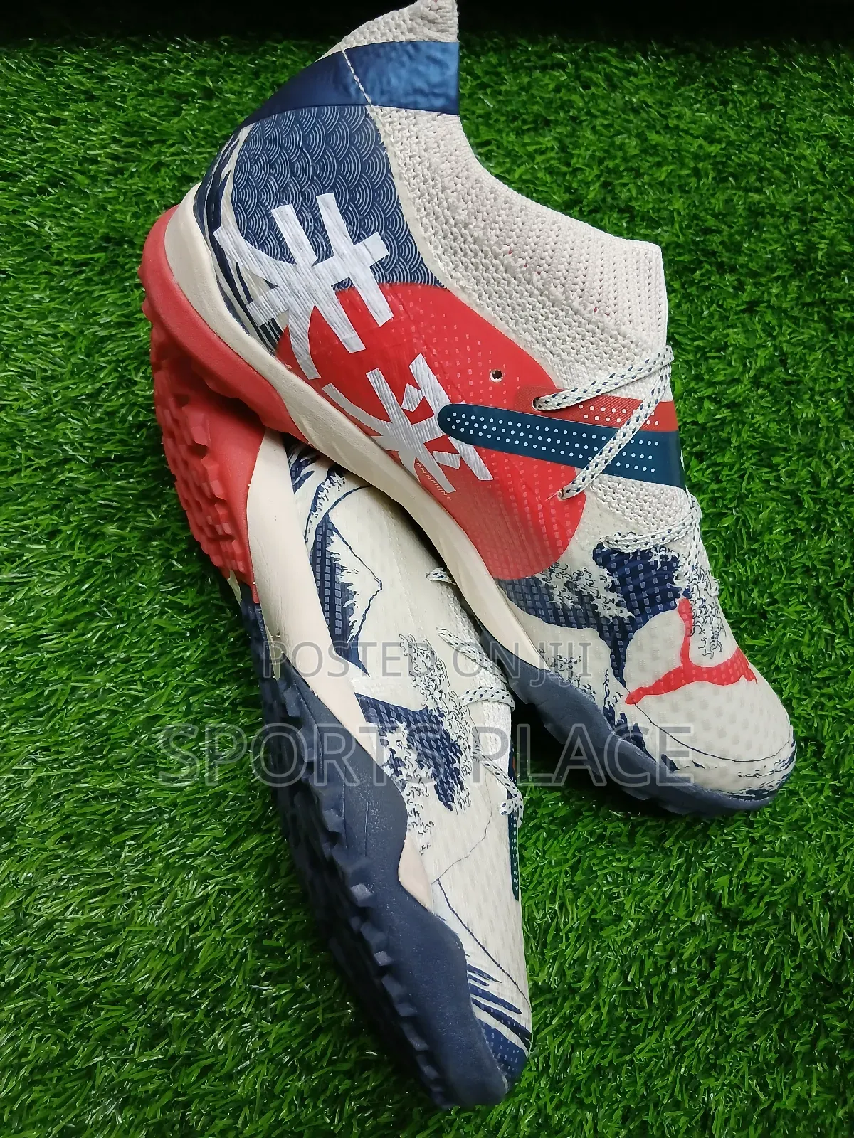 Tsunami Wave Puma Football Trainers Boots