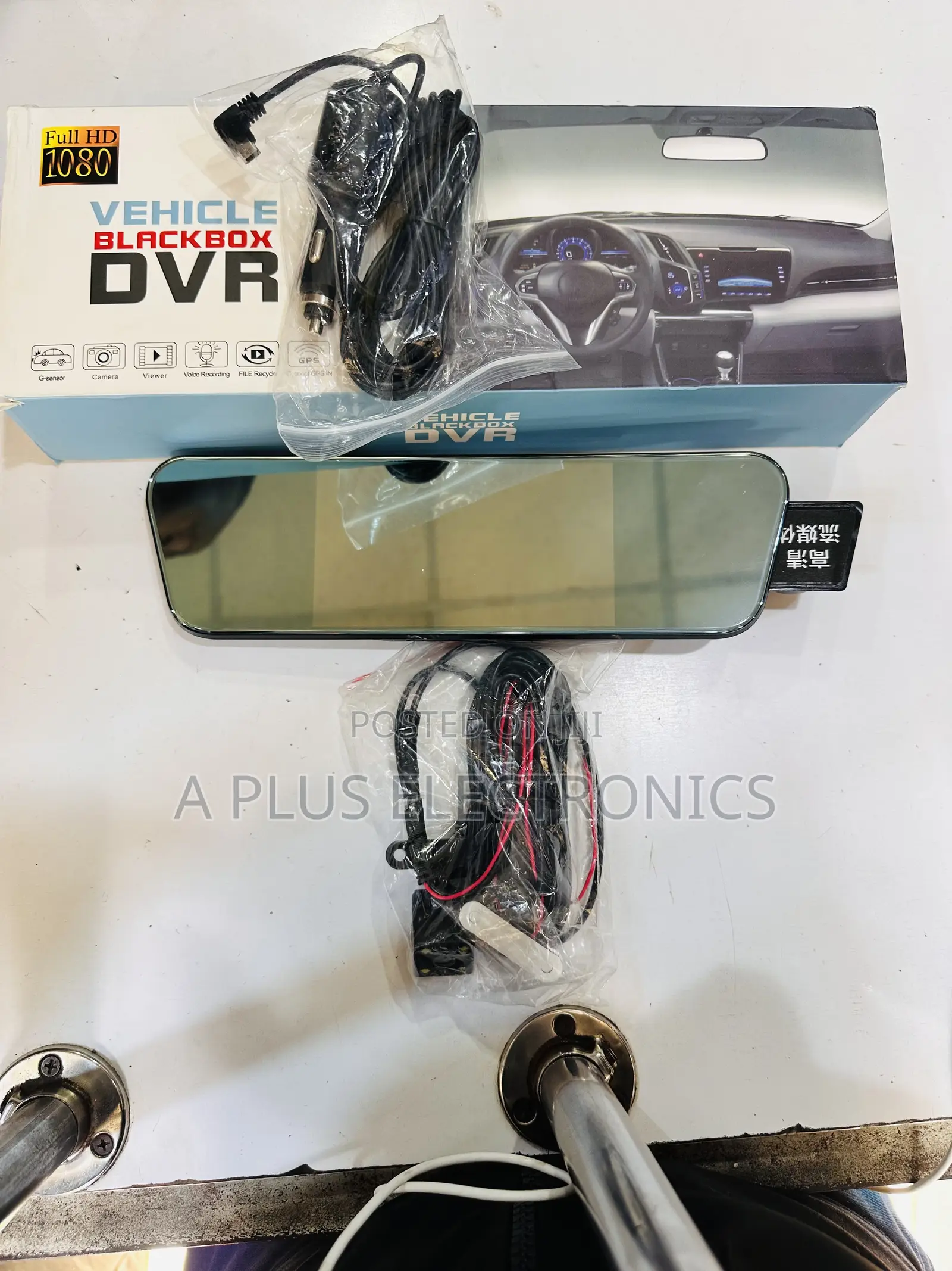 702 2 Way Rear Mirror Dash Camera 5 Inch Screen Wide Angle