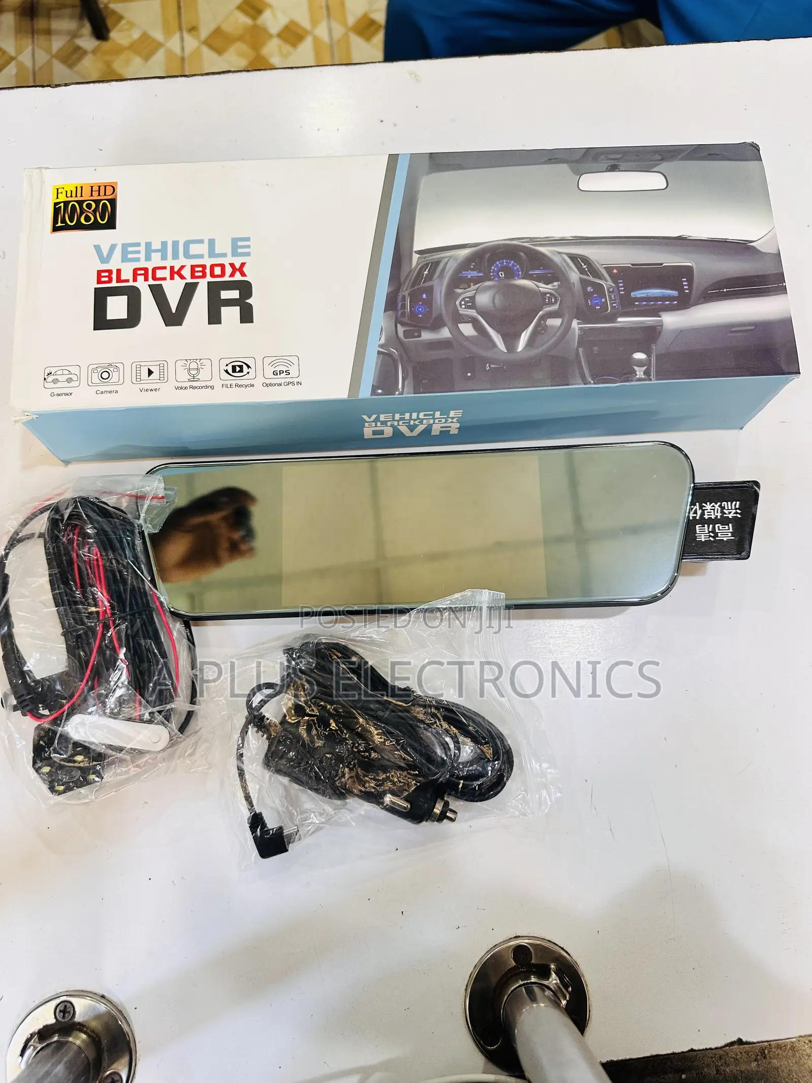 702 2 Way Rear Mirror Dash Camera 5 Inch Screen Easy Install