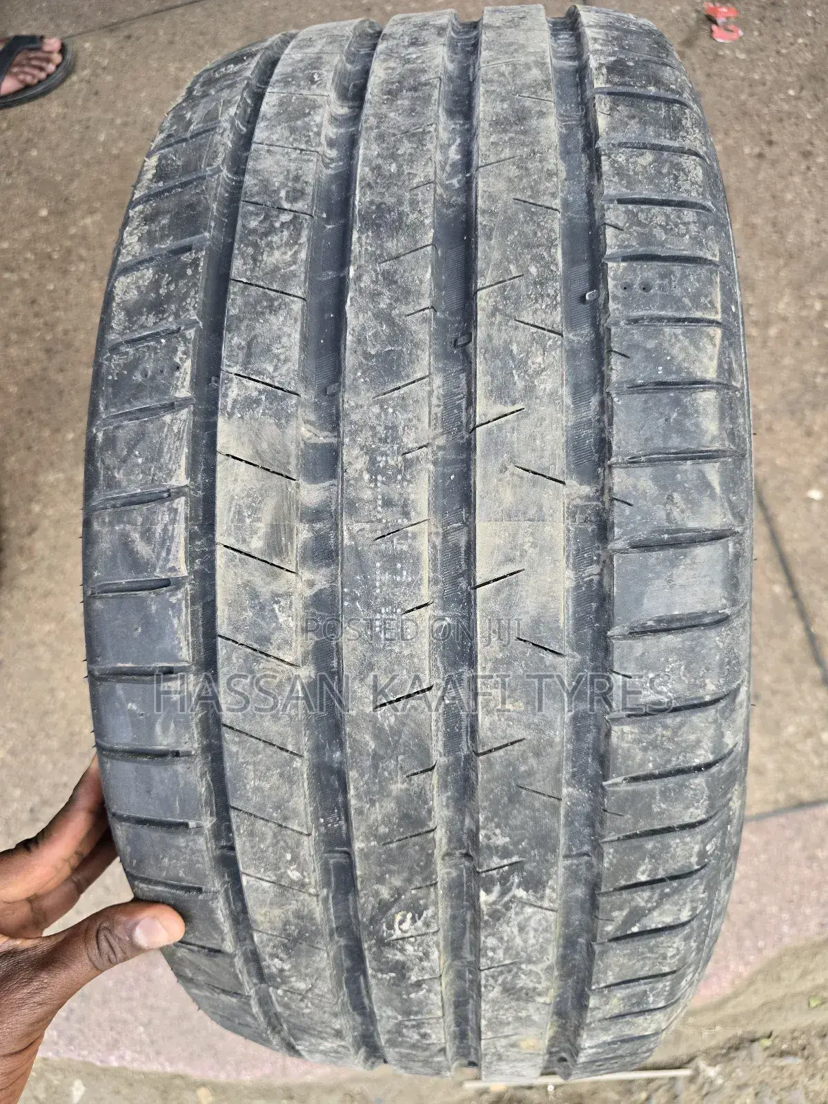 285/45r19 Dovroad Tyre