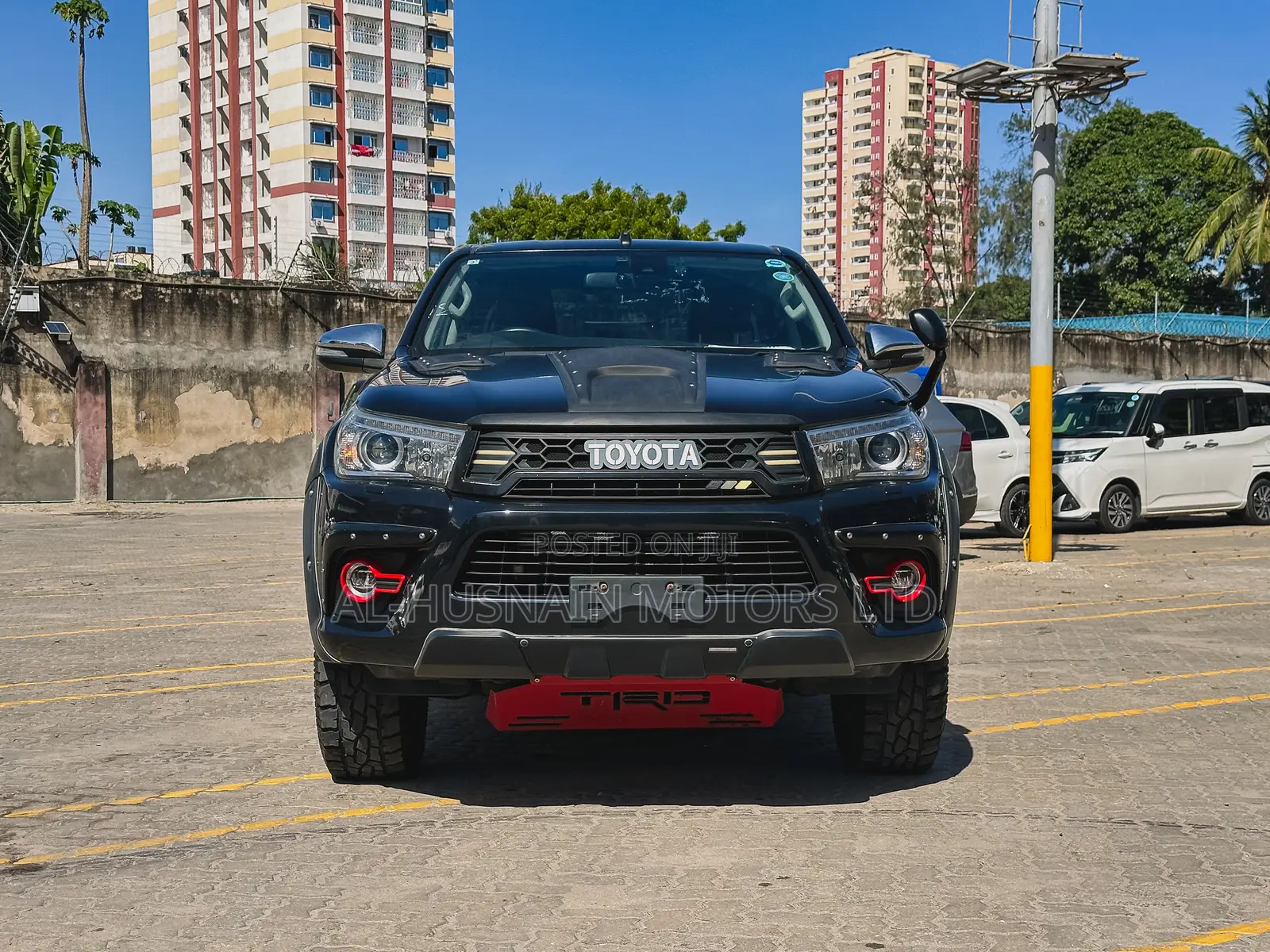 Toyota Hilux 2018 Black