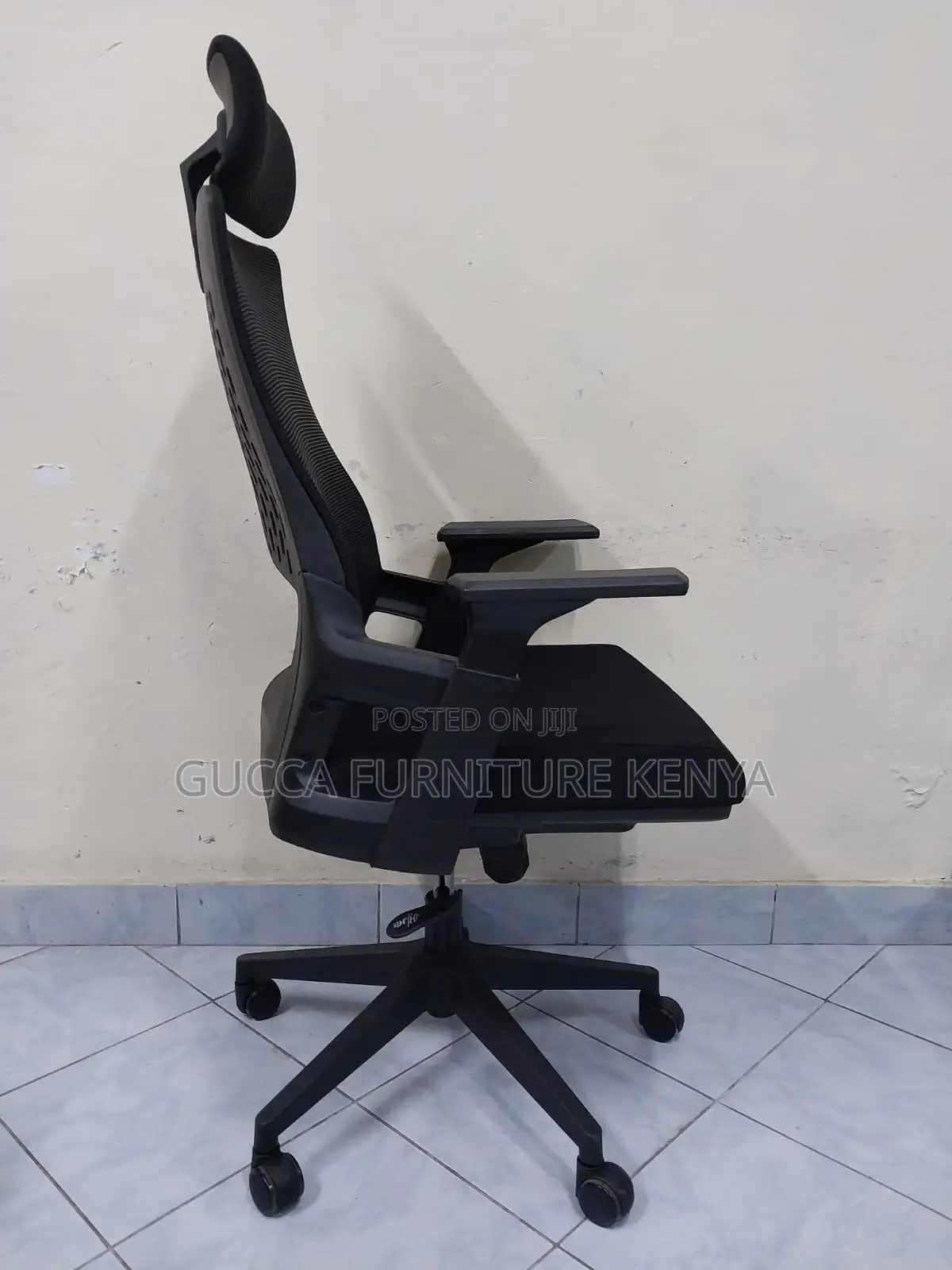 Ergonomic Adjustable Staff Mesh Chair