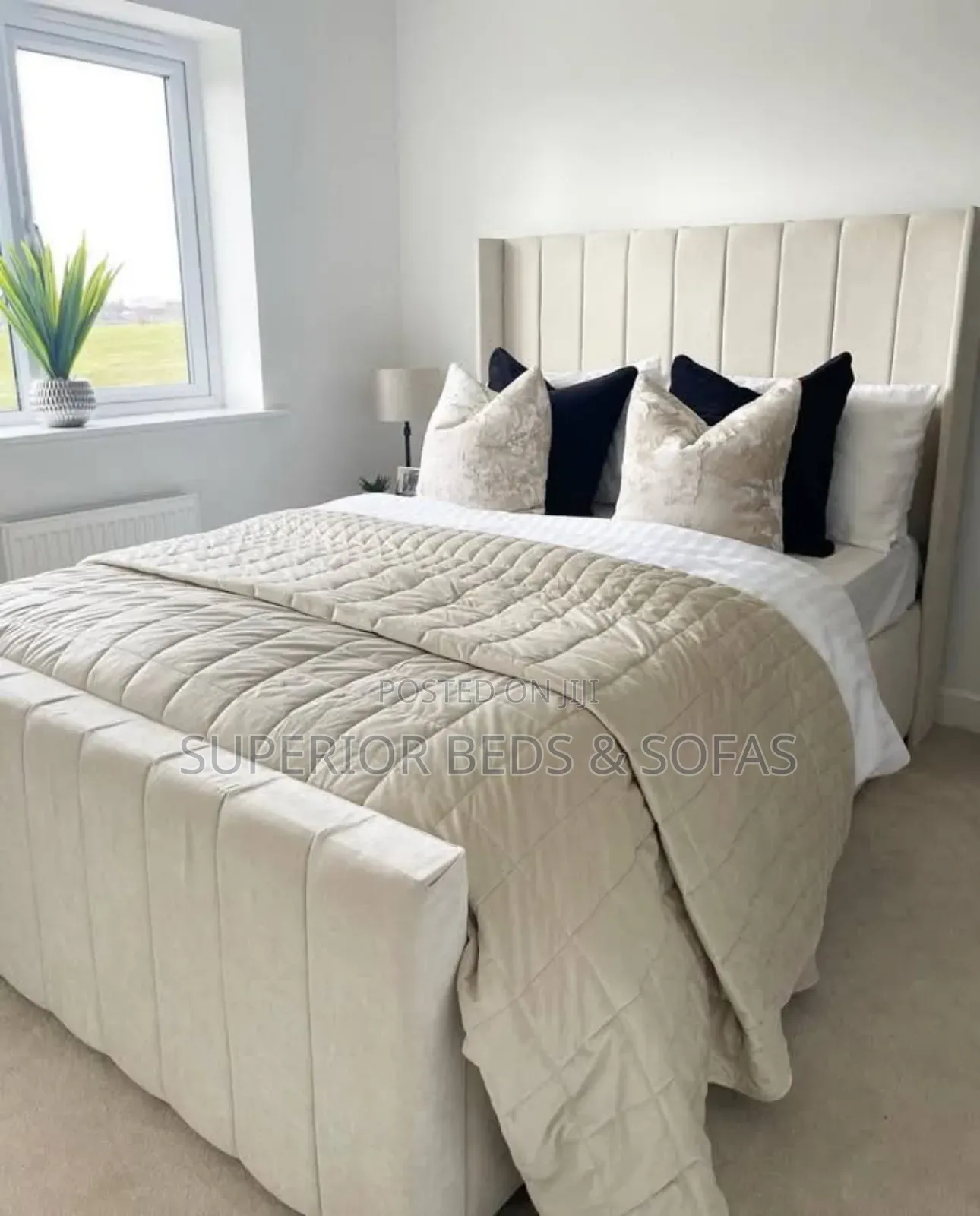 Modern Chesterfield 5 by 6 Bed