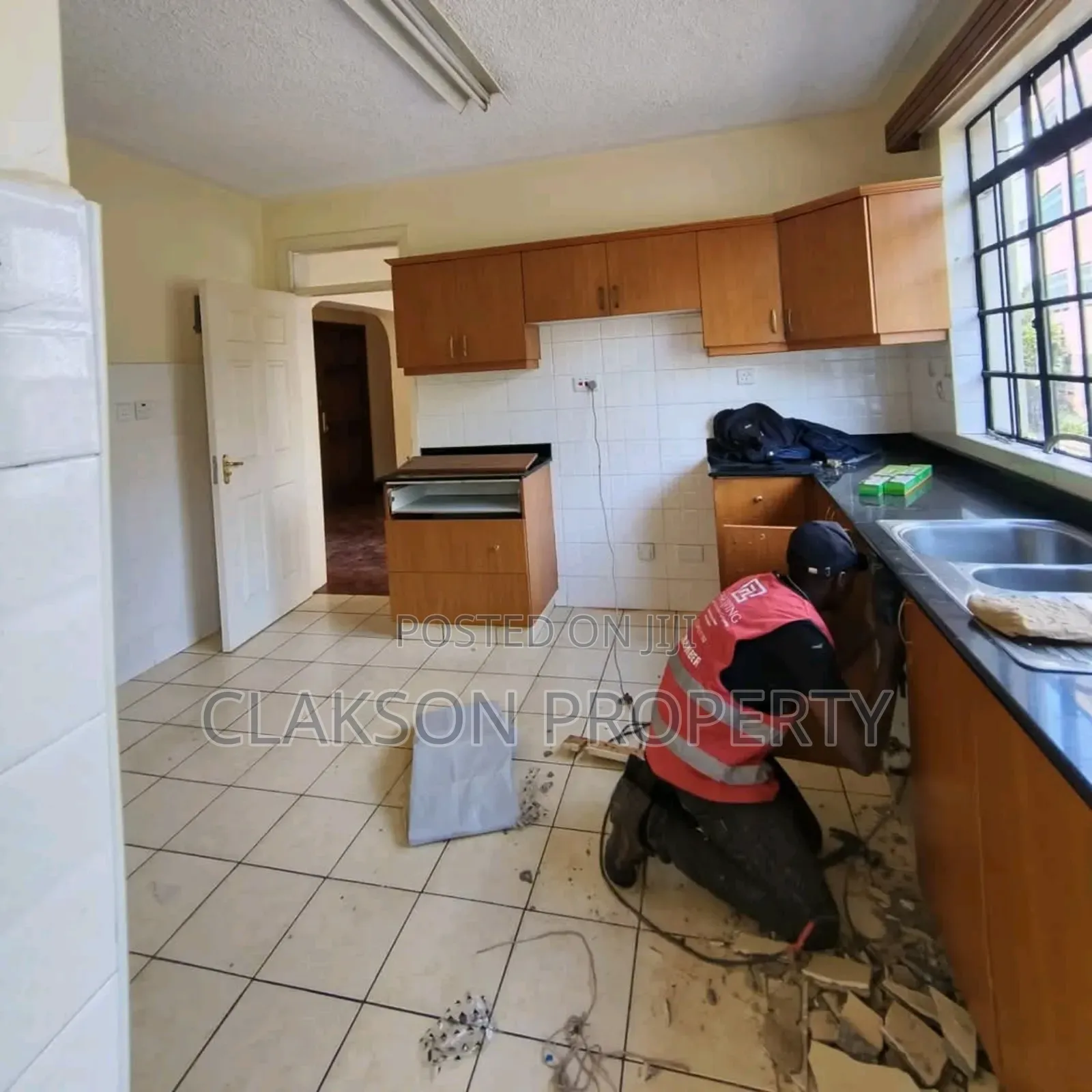 3bdrm Apartment in Kileleshwa, Lavington for rent