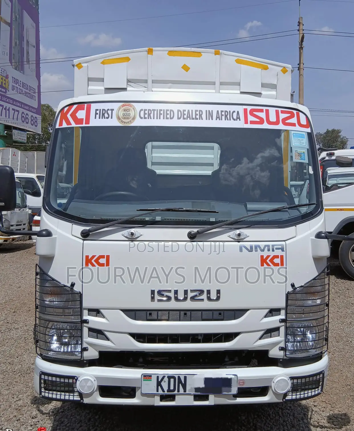 Clean Isuzu NMR KDN