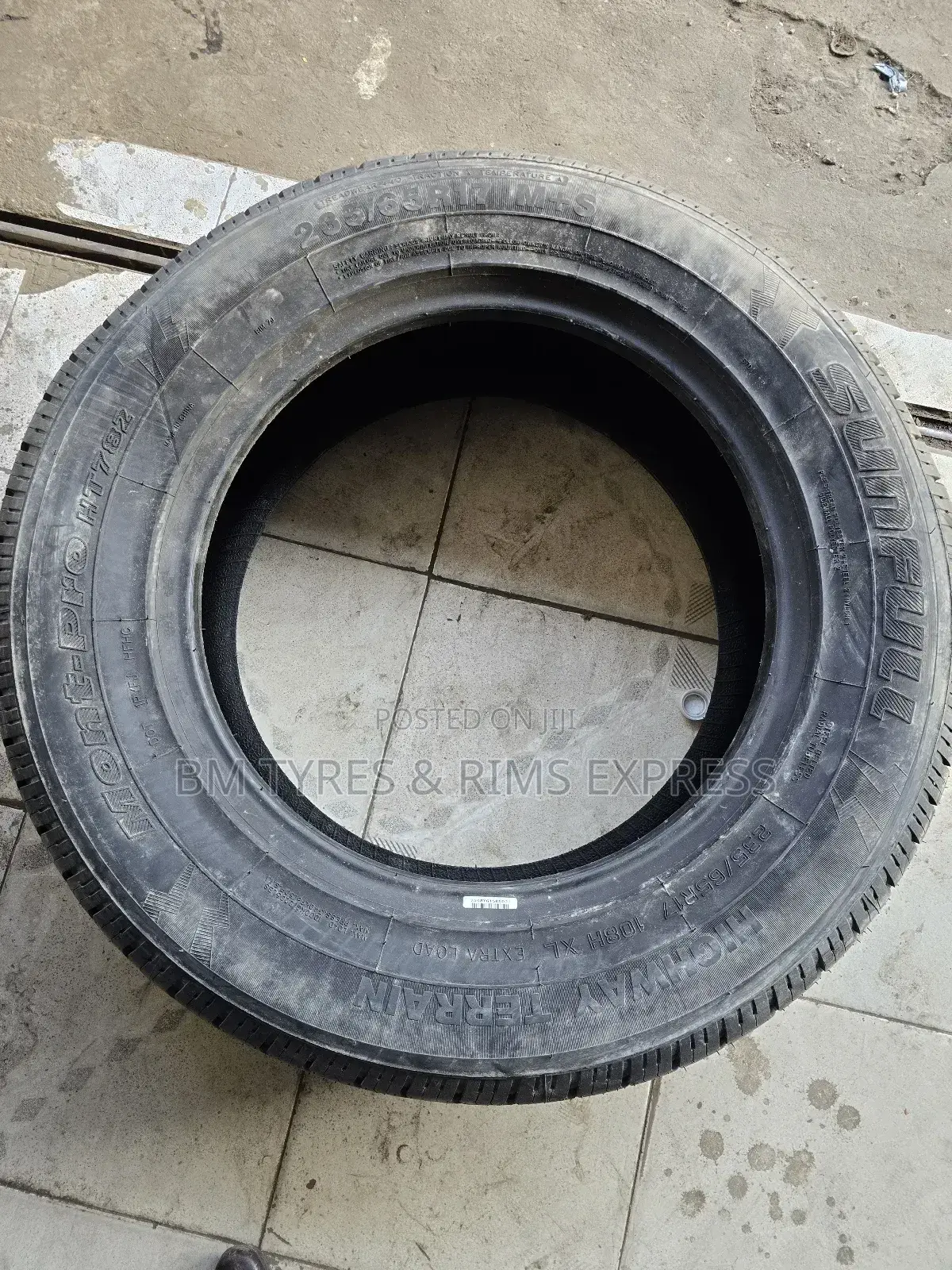 235 /65 R17 Sunfull Tyres (Highway Terrein).