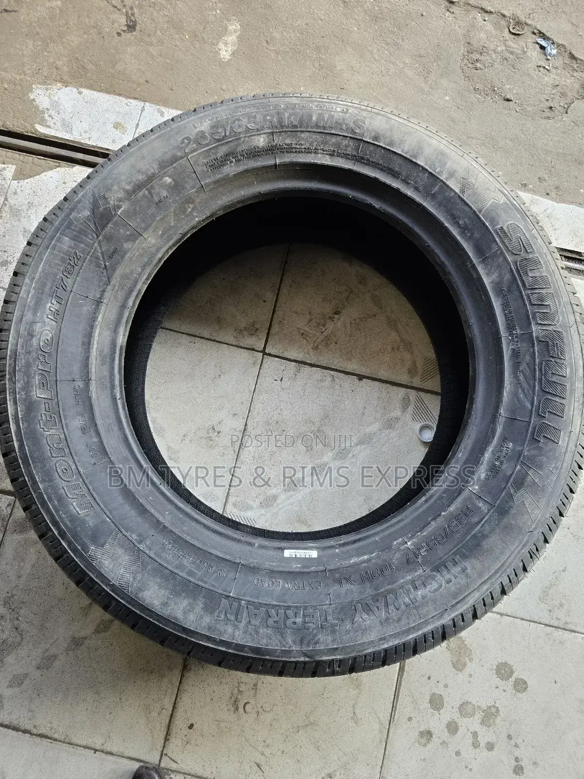 235 /65 R17 Sunfull Tyres (Highway Terrein).