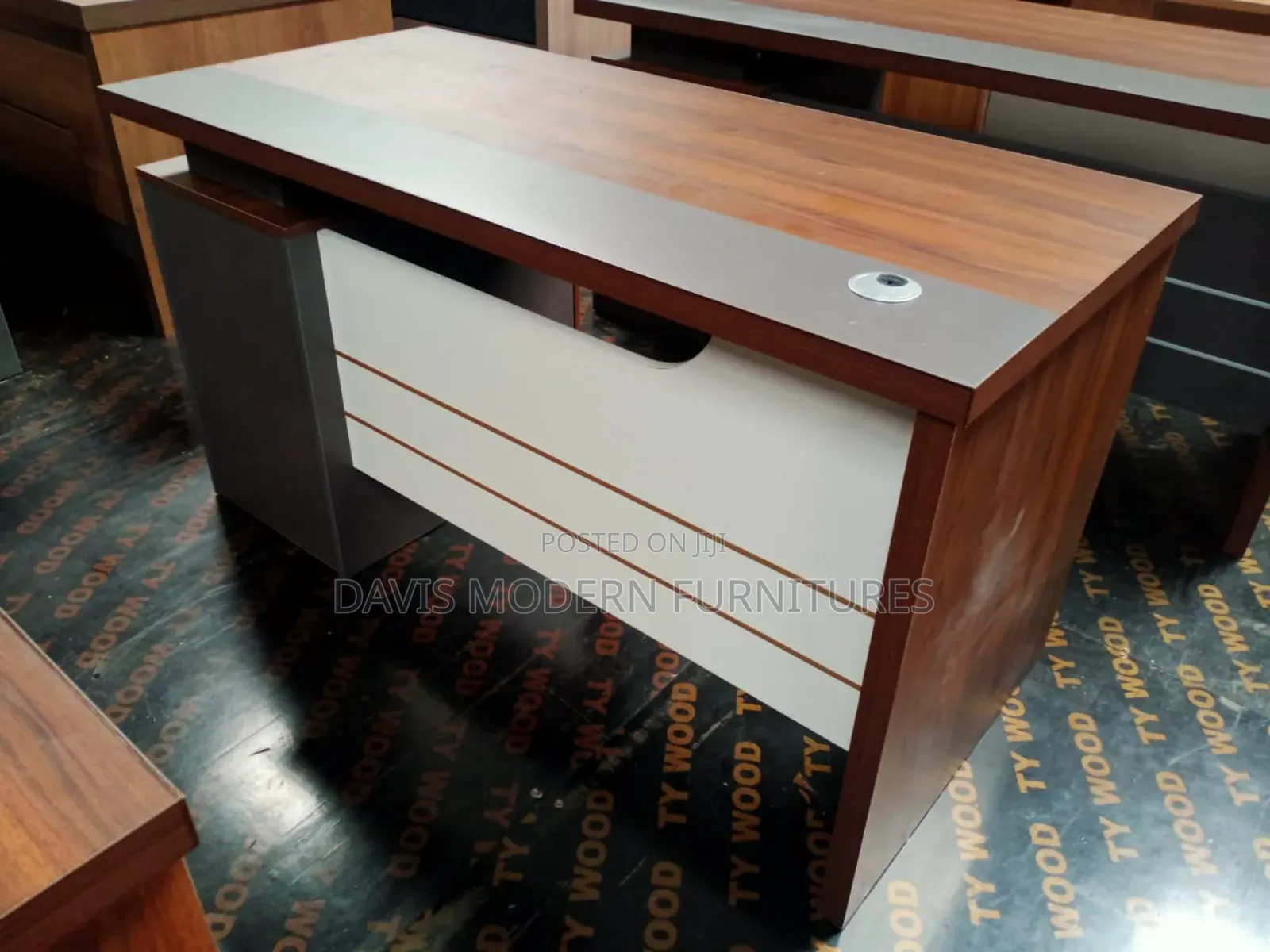 Office Desk